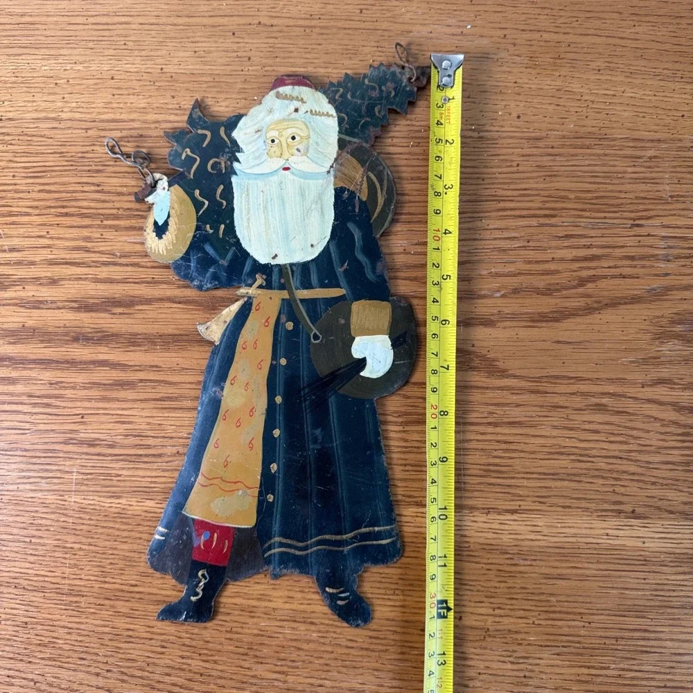 Vintage Hand Painted‎ Santa Claus Christmas Decoration Metal Hanging Decor